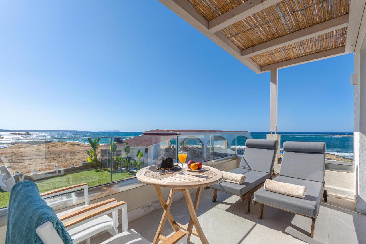 Pyrgos Blue Aparthotel