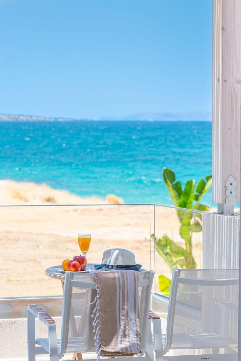 Pyrgos Blue Aparthotel