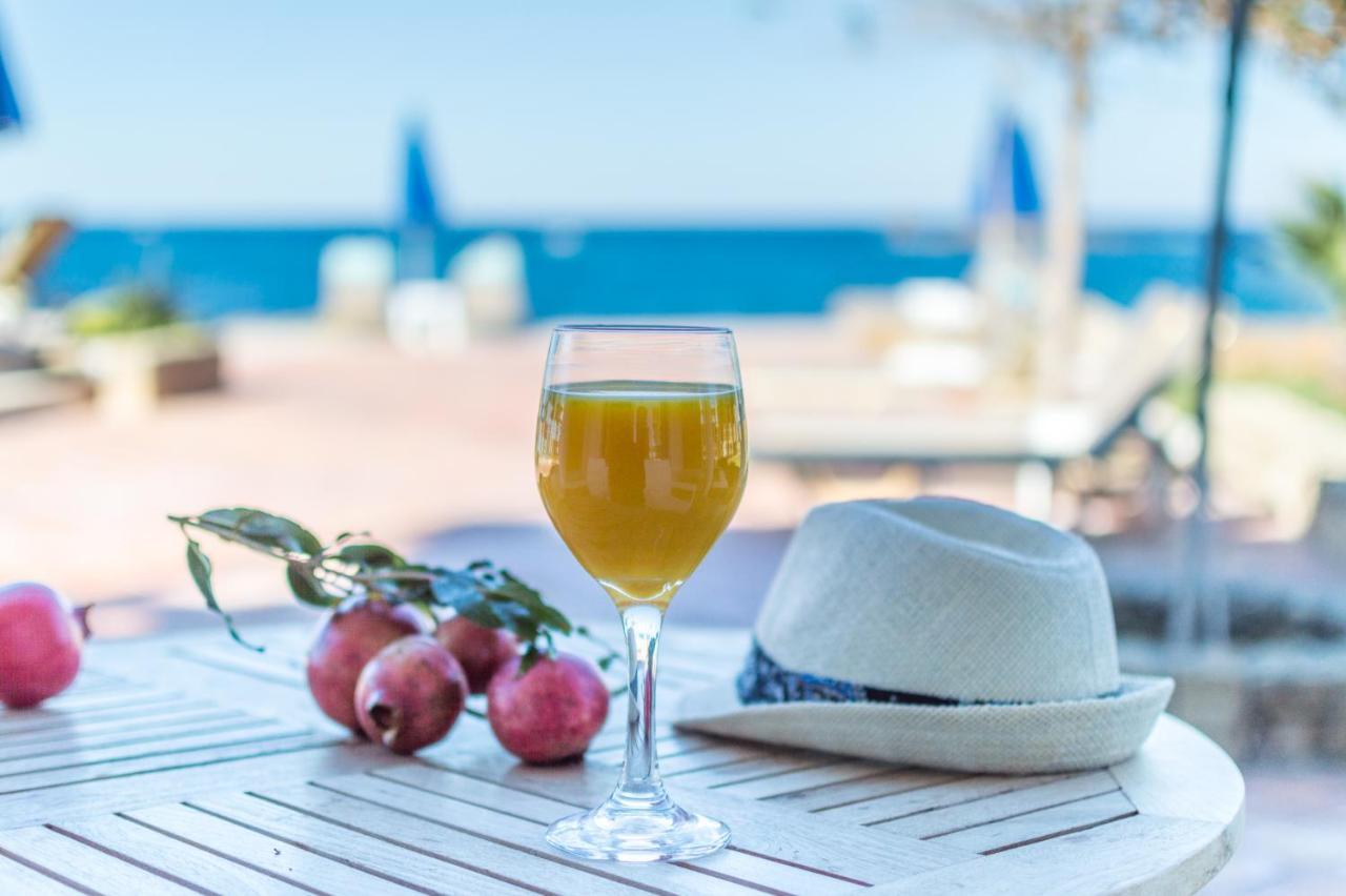 Aparthotel Pyrgos Blue