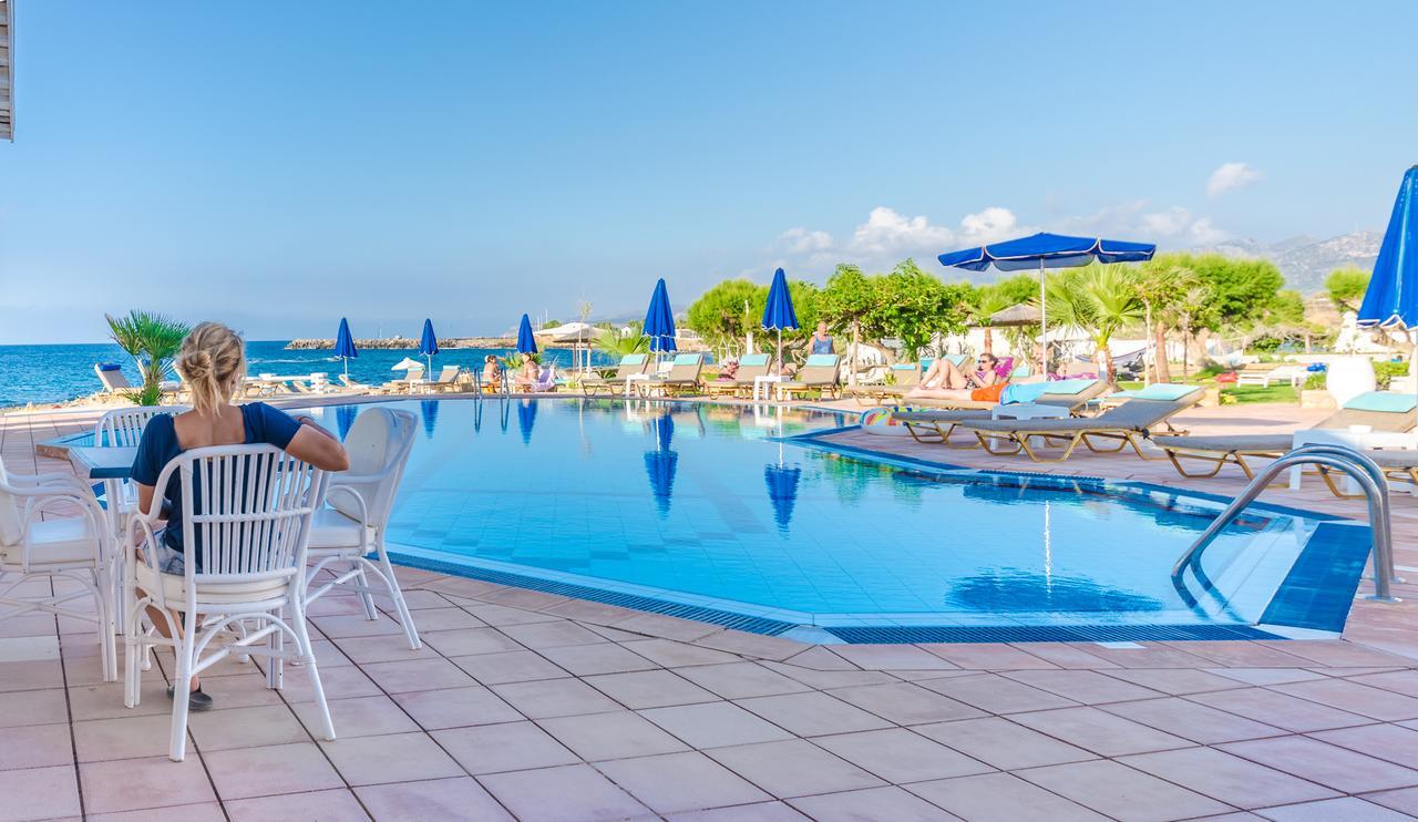 Pyrgos Blue 3*